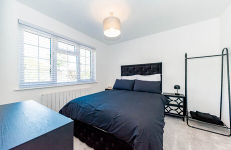 Property Bee - Hatherwood, Yateley, Hampshire, GU46