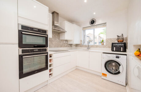 Property Bee - Ilex Close, Yateley, Hampshire, GU46