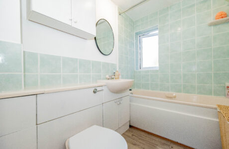 Property Bee - Ilex Close, Yateley, Hampshire, GU46