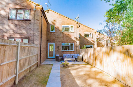 Property Bee - Ilex Close, Yateley, Hampshire, GU46