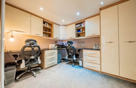Property Bee - Turnstone End, Yateley, Hampshire, GU46