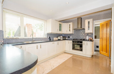 Property Bee - Turnstone End, Yateley, Hampshire, GU46