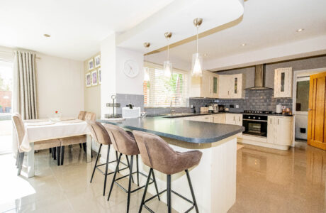 Property Bee - Turnstone End, Yateley, Hampshire, GU46