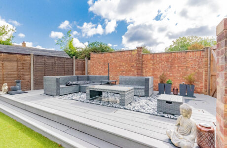 Property Bee - Turnstone End, Yateley, Hampshire, GU46