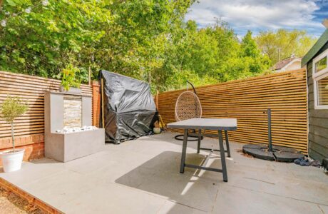 Property Bee - Rose Gardens, Farnborough, Hampshire, GU14