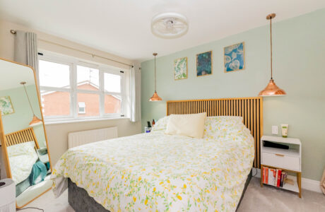 Property Bee - Rose Gardens, Farnborough, Hampshire, GU14