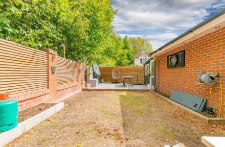 Property Bee - Rose Gardens, Farnborough, Hampshire, GU14