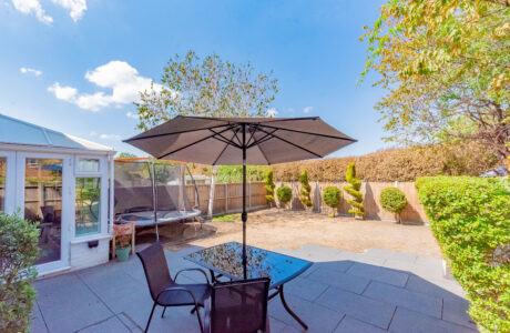 Property Bee - Minstead Drive, Yateley, Hampshire, GU46