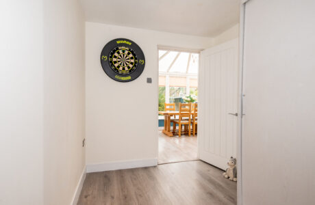 Property Bee - Ryves Avenue, Yateley, Hampshire, GU46